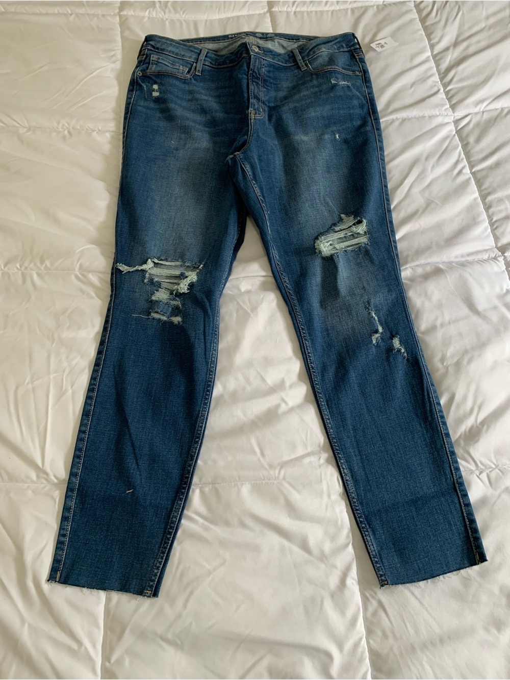 New with tags OLD NAVY jeans womens size 18 tall